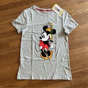 Disney Minnie Mouse Ladies Graphic Tee-Medium